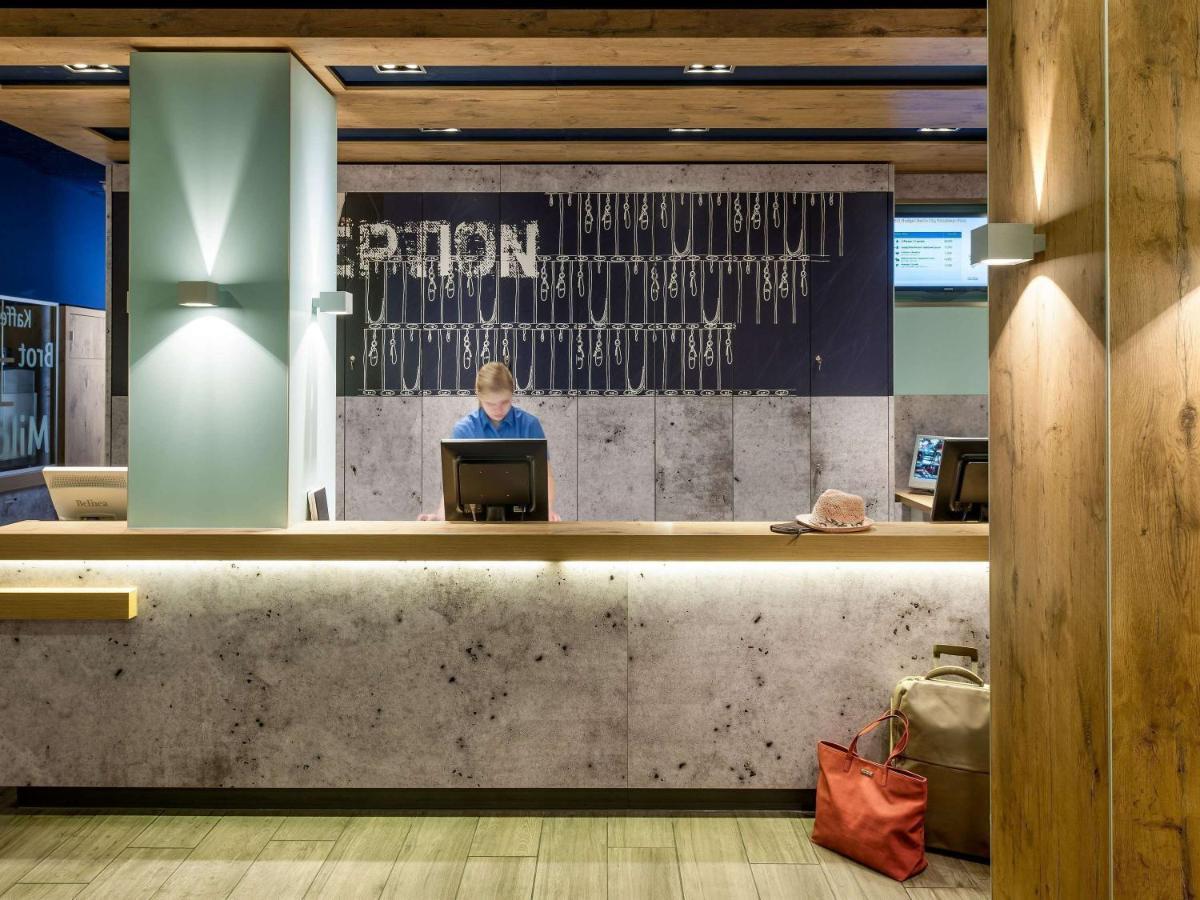 Ibis Budget Madrid Aeropuerto Εξωτερικό φωτογραφία