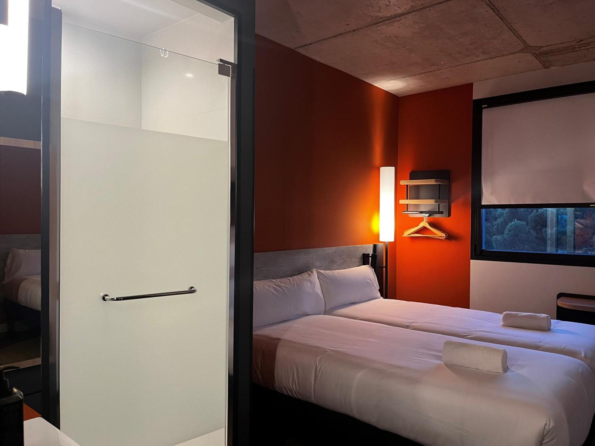 Ibis Budget Madrid Aeropuerto Εξωτερικό φωτογραφία