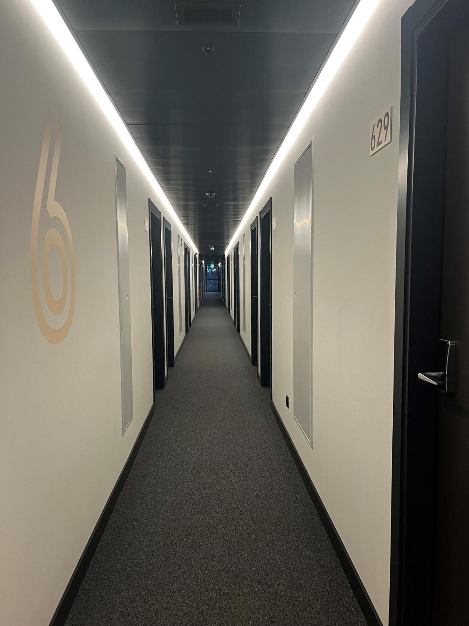 Ibis Budget Madrid Aeropuerto Εξωτερικό φωτογραφία
