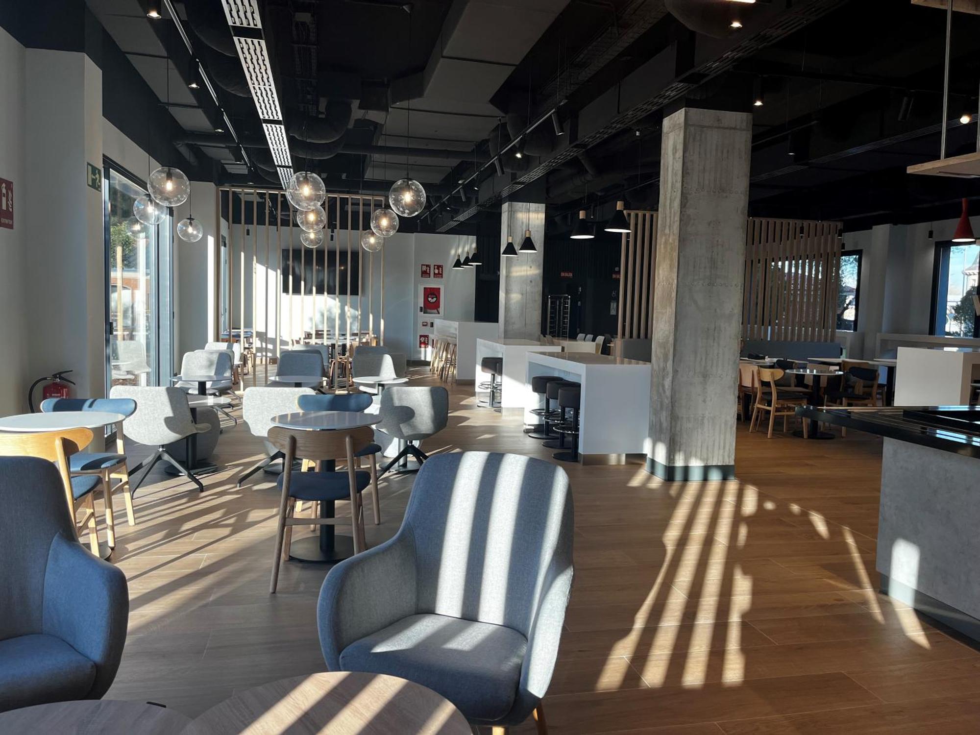Ibis Budget Madrid Aeropuerto Εξωτερικό φωτογραφία