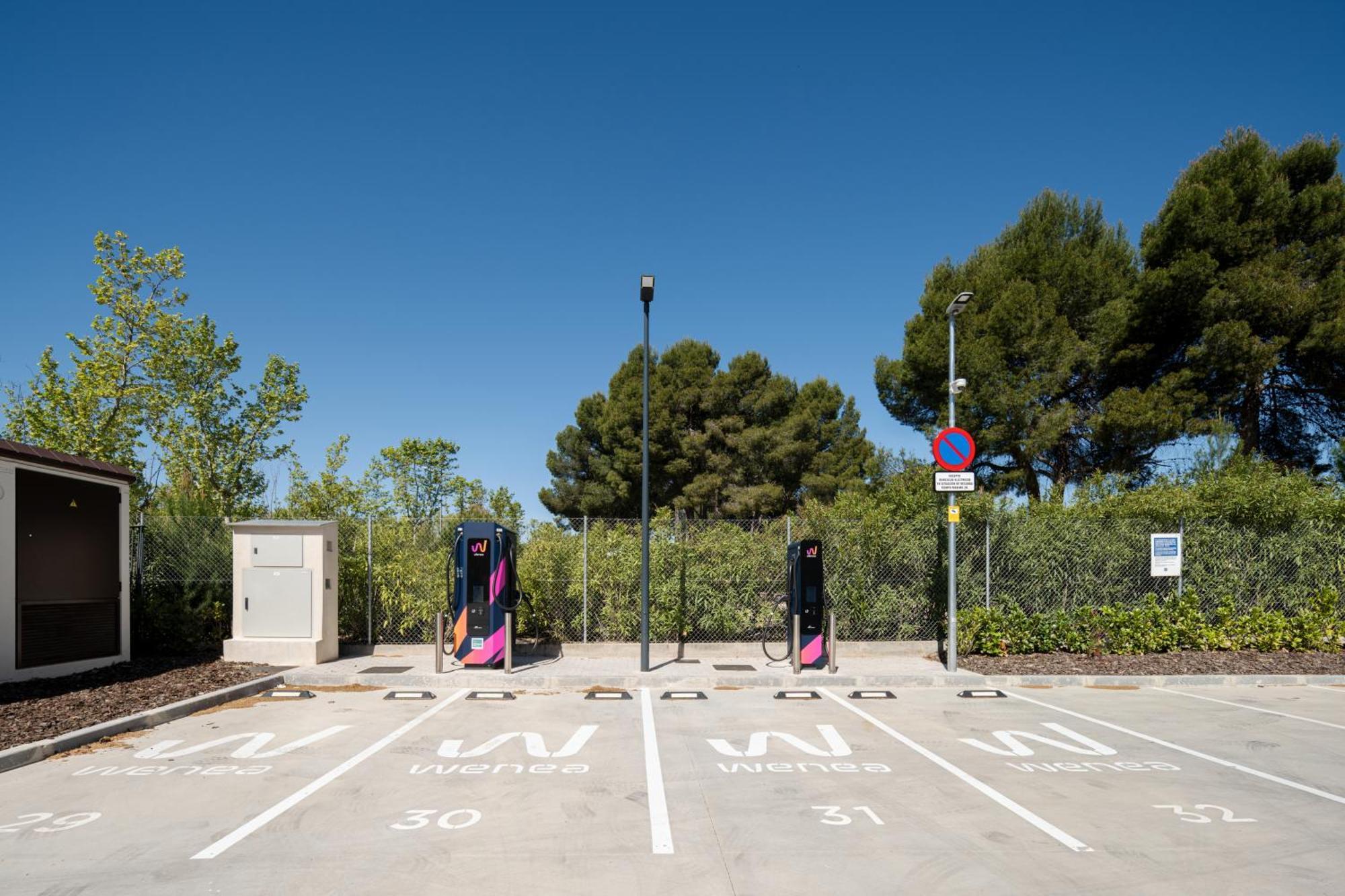 Ibis Budget Madrid Aeropuerto Εξωτερικό φωτογραφία